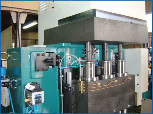 3 HP Oil Filter Making Machine , Bottom Plate Tapping Machine Diameter Φ55 - Φ110 mm