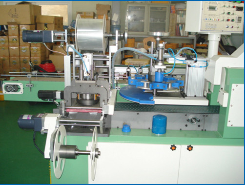 Auto Turntable Dust Caps Holding Machine 3P 380V For Spin-On Filter